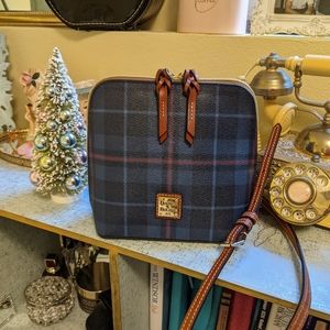 Dooney and bourke Trixie Riverteon Crossbody
